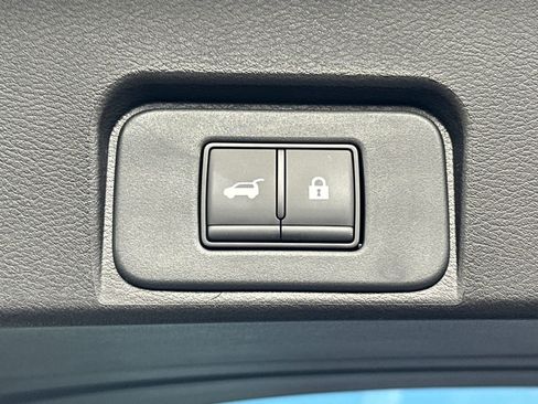 New 2026 Nissan Rogue SV image 19