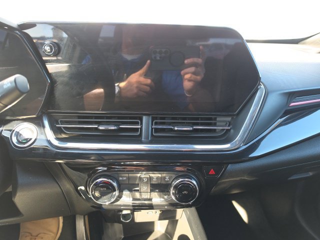 Used 2026 Chevrolet Trax RS w/ Driver Confidence Package FWD image 18