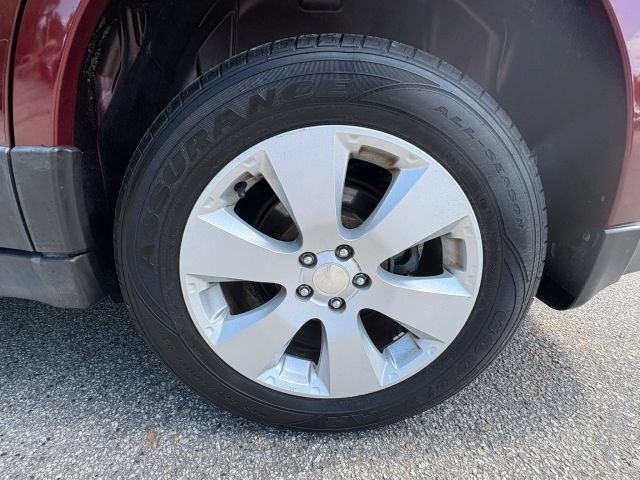Used 2012 Subaru Outback 2.5i Premium AWD/4WD image 10