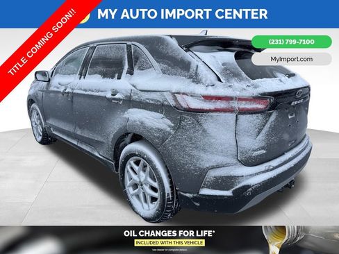Used 2023 Ford Edge SEL w/ Convenience Package image 4