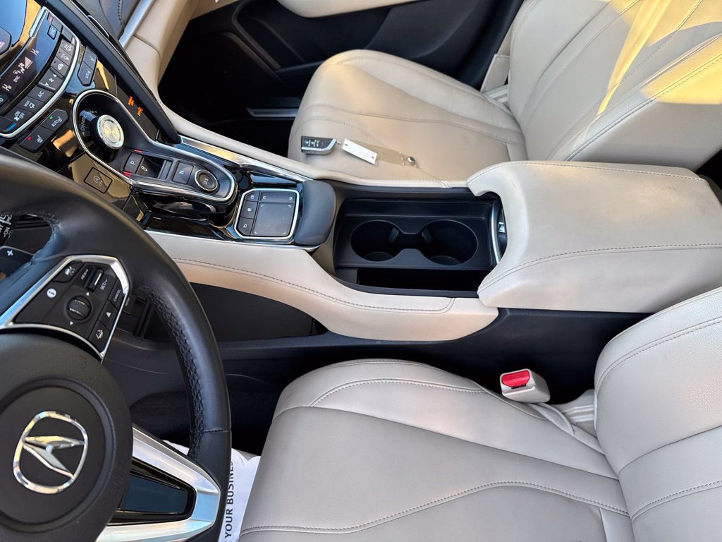 Used 2024 Acura RDX SH-AWD image 30