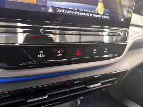 Used 2023 Volkswagen ID.4 Pro S RWD image 18
