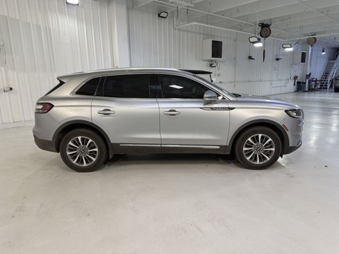 Used 2023 Lincoln Nautilus AWD w/ Premium Package image 6