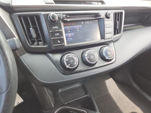 Used 2017 Toyota RAV4 LE w/ All Weather Liner Package AWD/4WD image 17