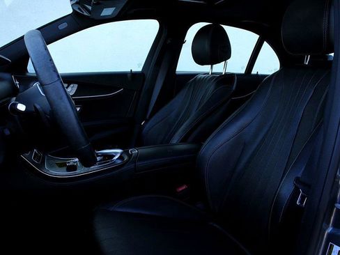 Used 2019 Mercedes-Benz E 300 image 10