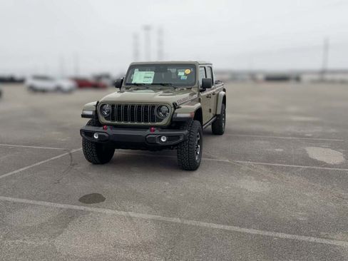 New 2026 Jeep Gladiator Rubicon image 3