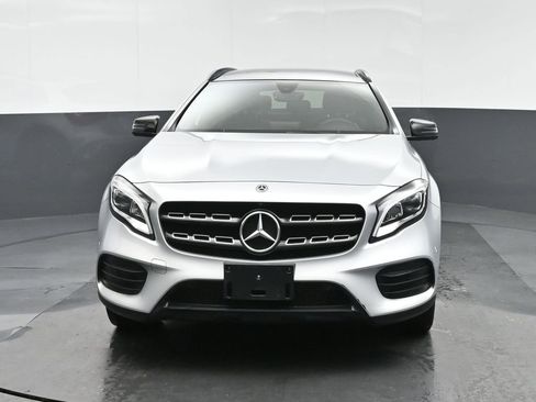 Used 2019 Mercedes-Benz GLA 250 4MATIC image 2