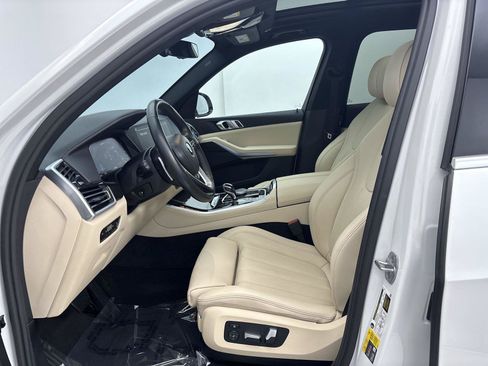 Used 2021 BMW X5 xDrive45e w/ Premium Package 3 AWD/4WD image 13