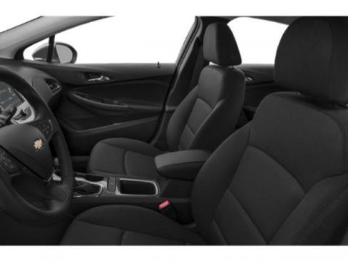 Used 2018 Chevrolet Cruze LT w/ Sun And Sound Package image 12