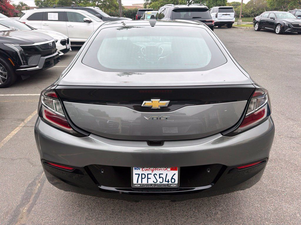 Certified 2016 Chevrolet Volt Premier w/ Driver Confidence Package FWD image 4