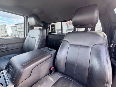 Used 2011 Ford F250 Lariat w/ Chrome Pkg image 12