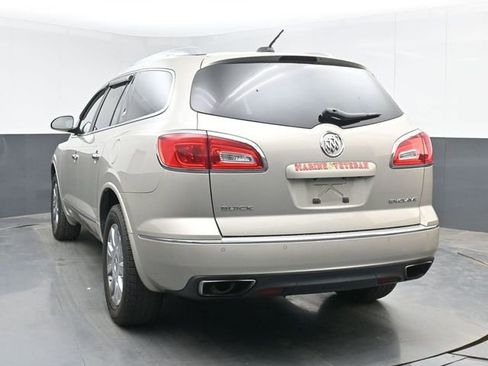 Used 2017 Buick Enclave Leather FWD image 12