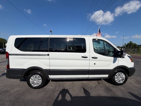 Used 2018 Ford Transit 150 XL RWD image 5