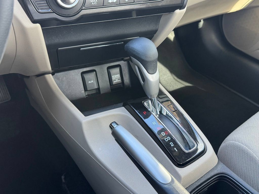 Used 2013 Honda Civic LX image 14