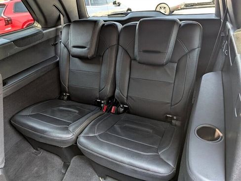 Used 2017 Mercedes-Benz GLS 550 4MATIC image 26