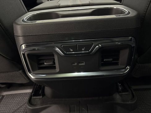 New 2026 Chevrolet Silverado 1500 High Country AWD/4WD image 39