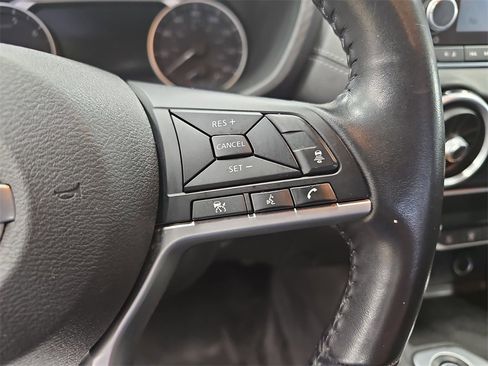 Used 2020 Nissan Sentra SV image 17