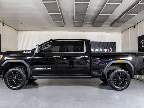 Used 2023 GMC Sierra 3500 Denali w/ Denali Black Diamond Edition AWD/4WD image 11