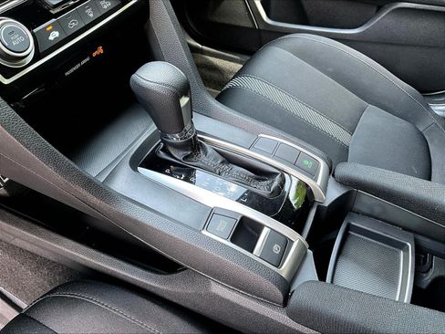 Used 2017 Honda Civic EX image 17