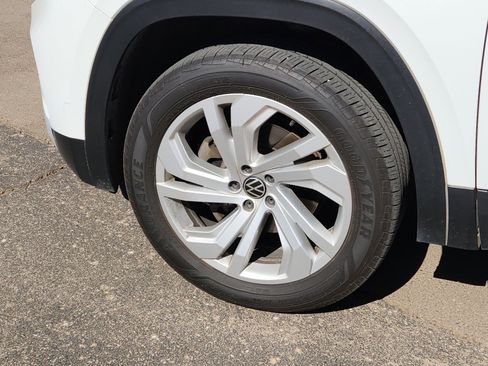 Used 2021 Volkswagen Atlas SE w/ Panoramic Sunroof Package image 7