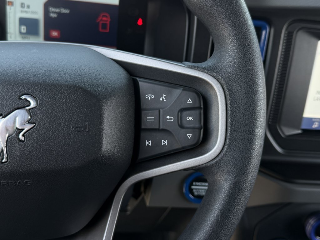 Used 2023 Ford Bronco 2-Door AWD/4WD image 14