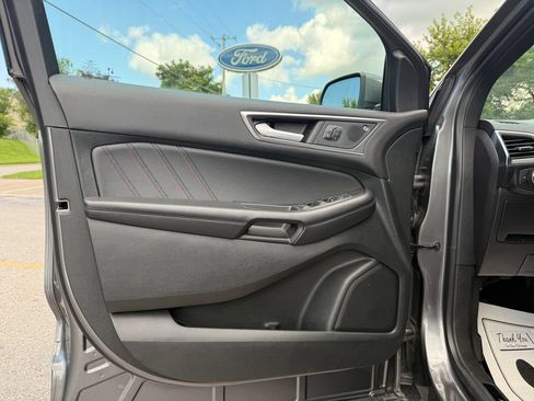 Used 2023 Ford Edge ST w/ Equipment Group 401A AWD/4WD image 18