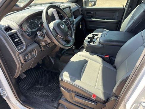 New 2024 RAM 3500 Tradesman w/ Chrome Appearance Group image 19