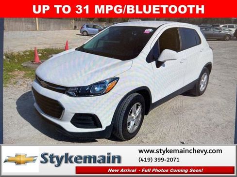 Used 2020 Chevrolet Trax LS image 18