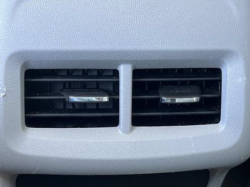 Used 2019 GMC Terrain SLT w/ Preferred Package FWD image 19