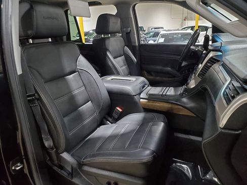 Used 2018 GMC Yukon Denali w/ Open Road Package RWD image 13