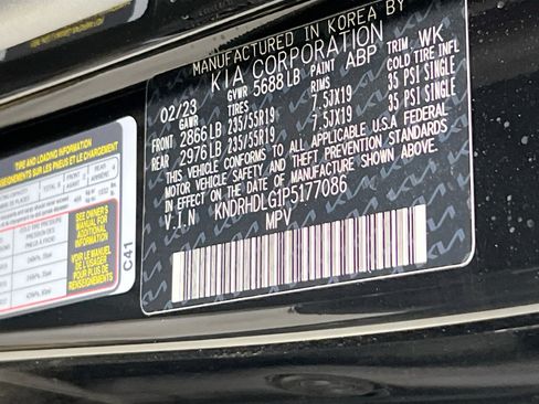 Used 2023 Kia Sorento EX image 32