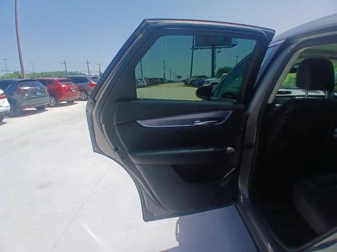 Used 2019 Cadillac XT5 Premium Luxury FWD image 15