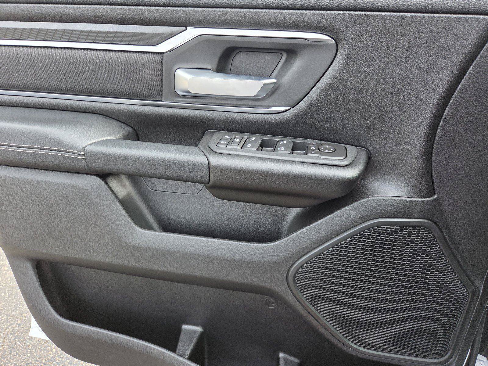 New 2026 RAM 1500 Big Horn AWD/4WD image 19