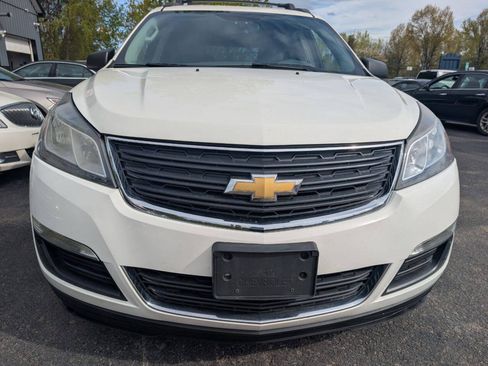 Used 2014 Chevrolet Traverse LS AWD/4WD image 3