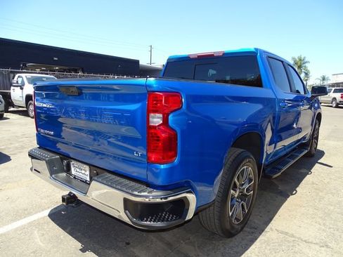 Certified 2022 Chevrolet Silverado 1500 LT w/ Convenience Package II RWD image 4