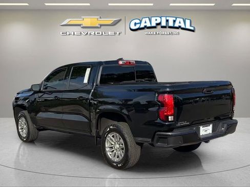 Used 2024 Chevrolet Colorado LT w/ LT Convenience Package RWD image 3
