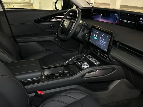 New 2026 Lincoln Nautilus Premier w/ Equipment Group 102A image 11