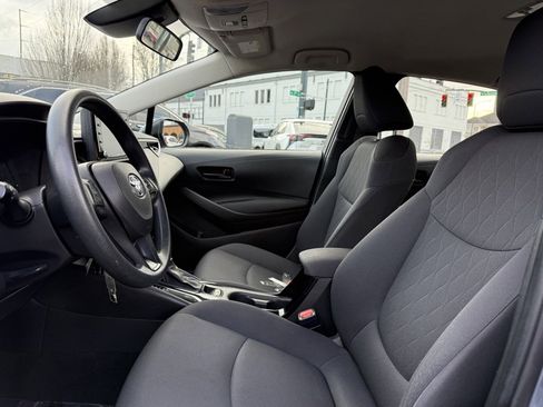 Used 2022 Toyota Corolla LE image 13