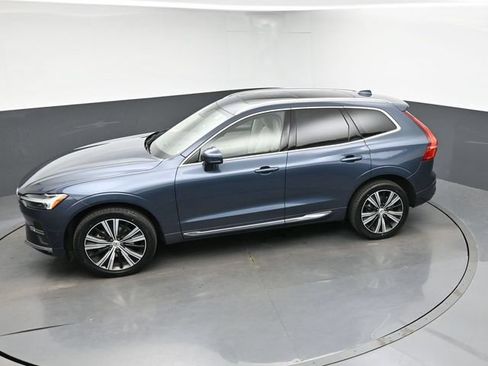 Used 2023 Volvo XC60 B5 Plus AWD/4WD image 42