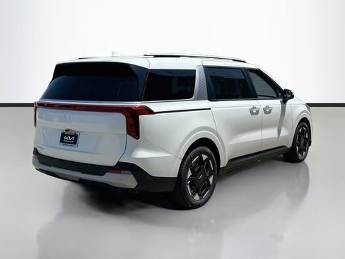 New 2026 Kia Carnival EX FWD image 7