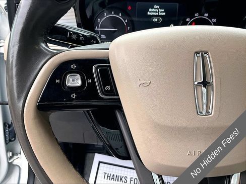 Used 2021 Lincoln Corsair AWD w/ Premium Package image 14