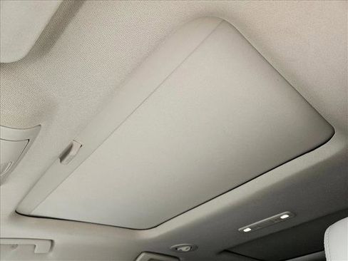 Used 2019 GMC Acadia Denali w/ Technology Package image 16