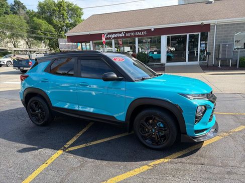 Used 2021 Chevrolet TrailBlazer RS w/ Sun and Liftgate Package AWD/4WD image 16