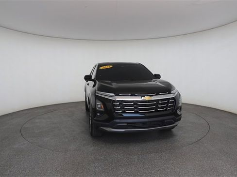 Used 2025 Chevrolet Equinox LT w/ Safety and Technology Package image 30