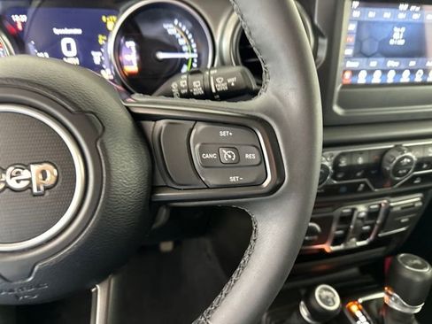 Used 2023 Jeep Wrangler Unlimited w/ Cold Weather Group image 16