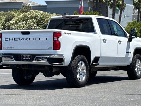 Used 2020 Chevrolet Silverado 3500 LTZ w/ LTZ Plus Package AWD/4WD image 5