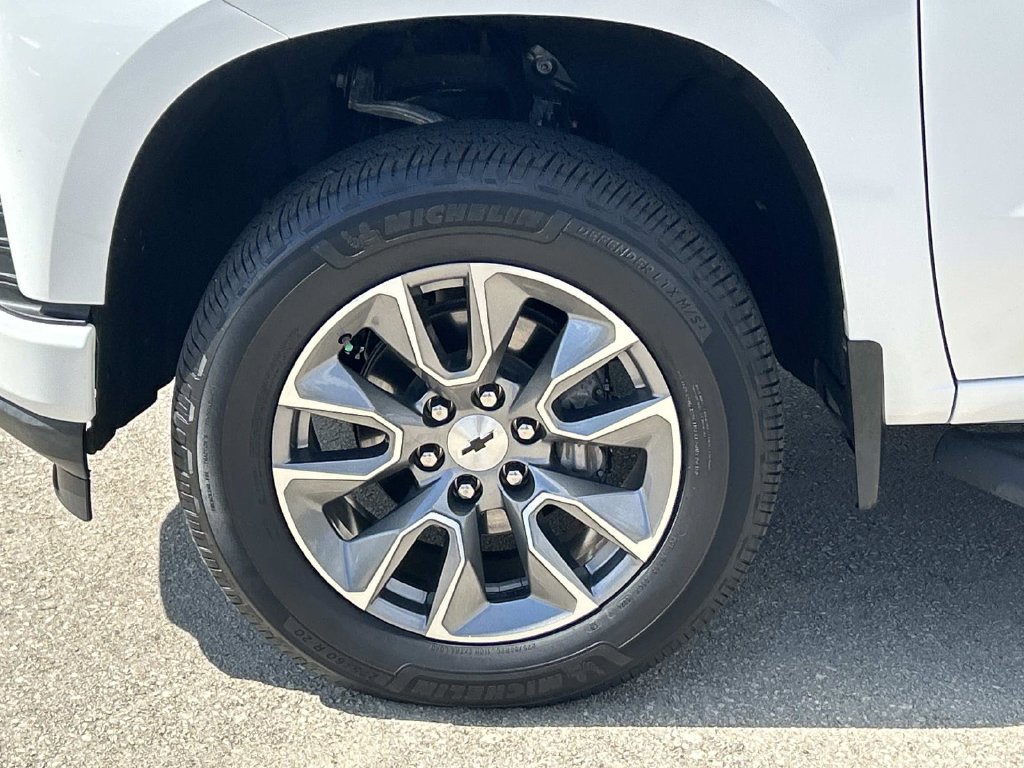 Used 2020 Chevrolet Silverado 1500 RST AWD/4WD image 7