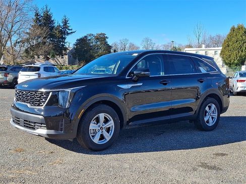 New 2026 Kia Sorento LX image 2