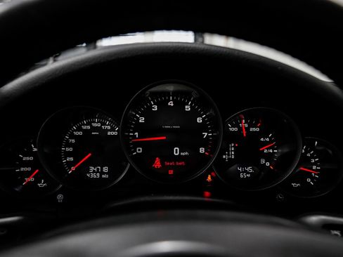 Used 2009 Porsche 911 Carrera RWD image 11