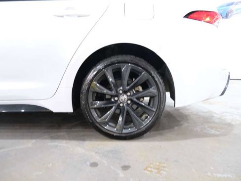 Used 2024 Toyota Corolla SE image 7